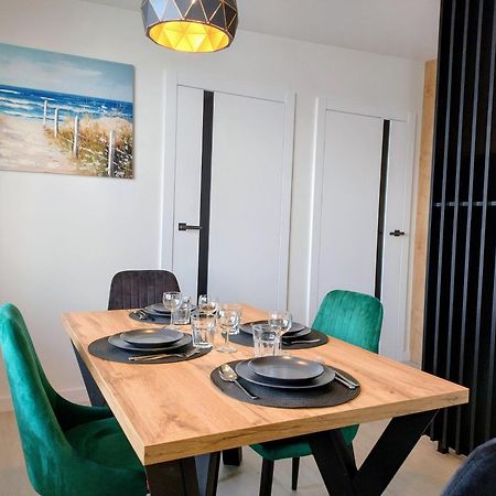 Family Homes - Apartamenty Rybacka Władysławowo エクステリア 写真